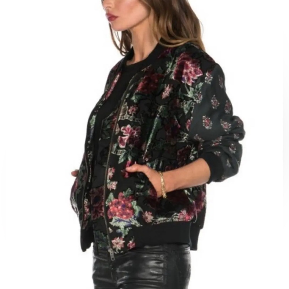 Feathers by Tolani Burnout Velvet  Quinn Noire Boho Floral Jacket Size Medium